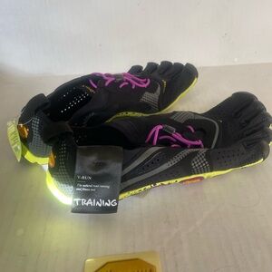 Vibram FiveFingers Women's Black and Yellow Training Shoes